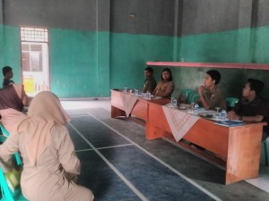 Warga Talangsari Meminta Tiang Listrik, Pemerintah Desa Raja Basa Lama Tidak Tahu Kewajibannya