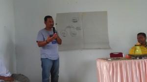Memicu dan Memacu Pemilihan Model Kelembagaan Industri Rotan di Bonehau